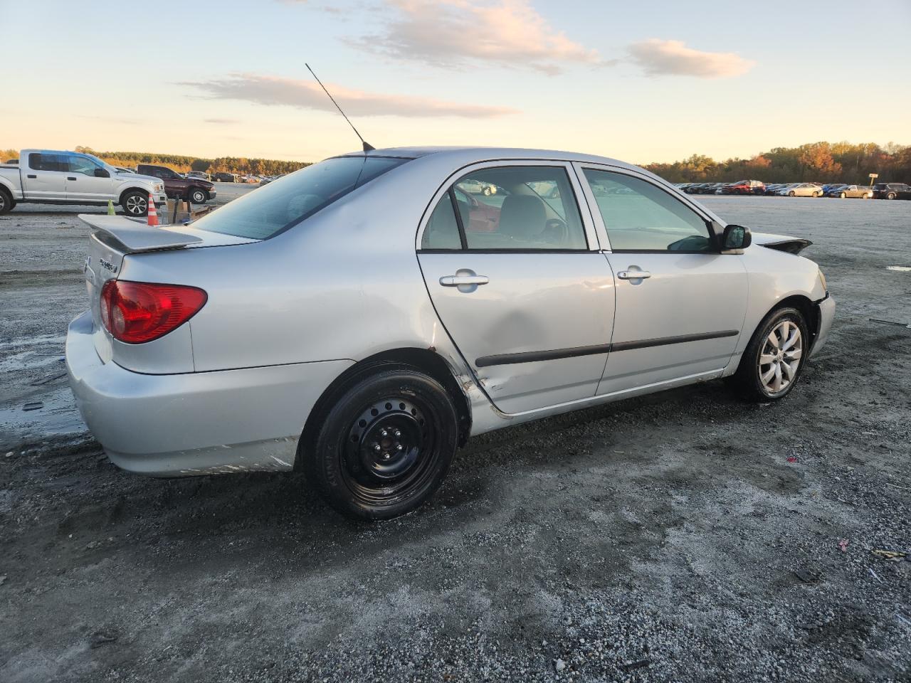 2005 Toyota Corolla Ce - Image 3