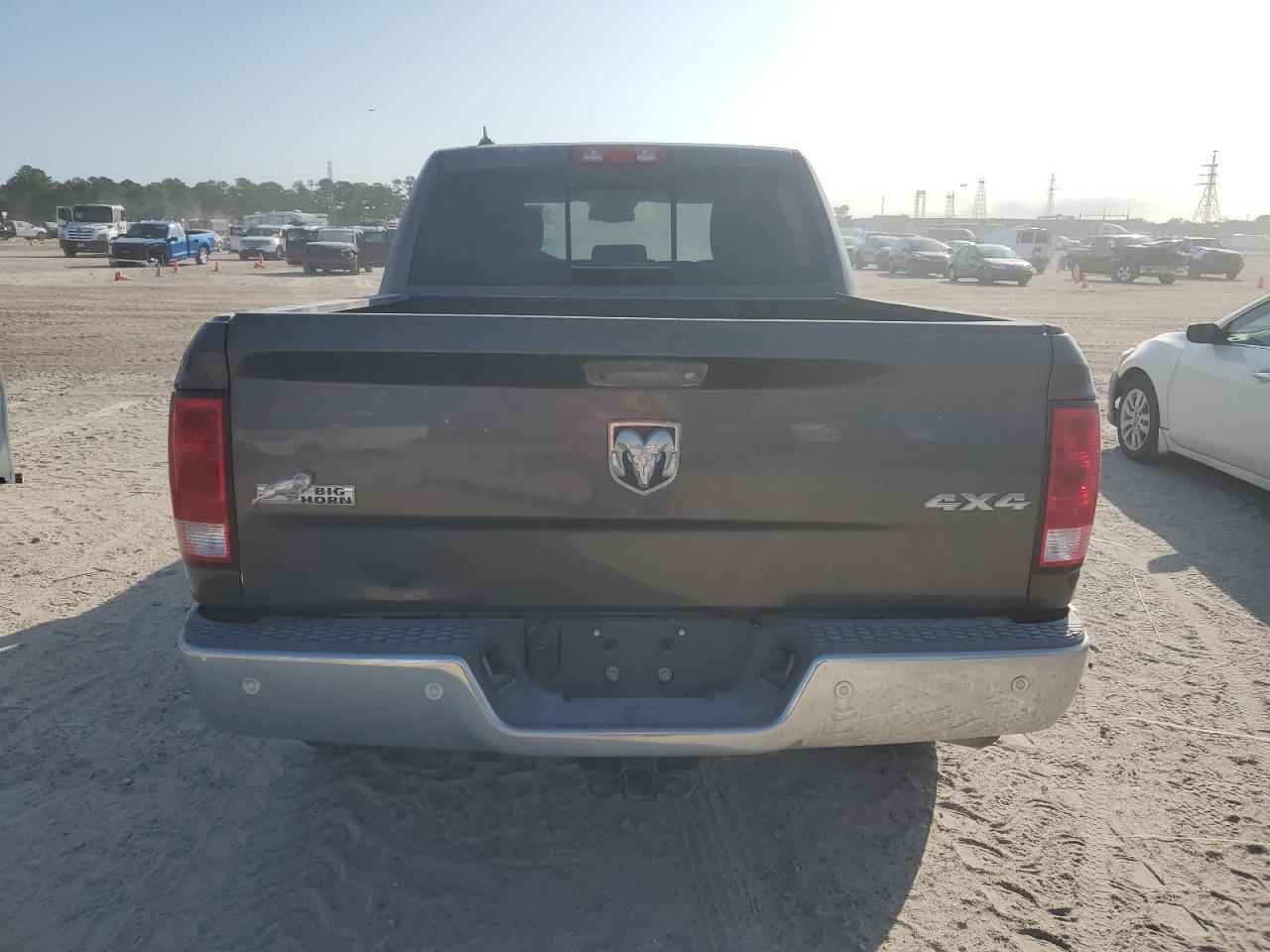 2017 Ram 1500 Slt - Image 6