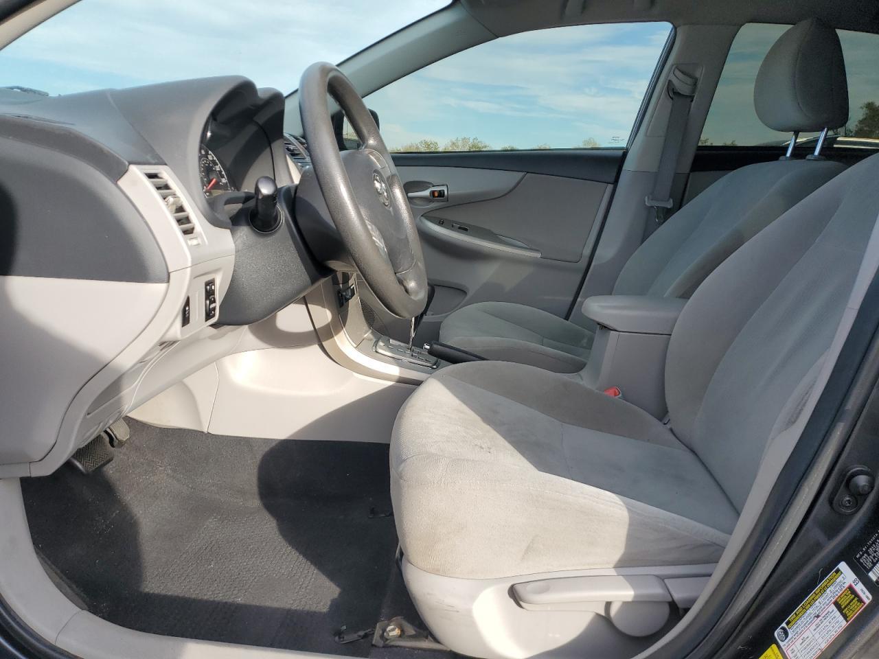 2011 Toyota Corolla Le - Фото 7