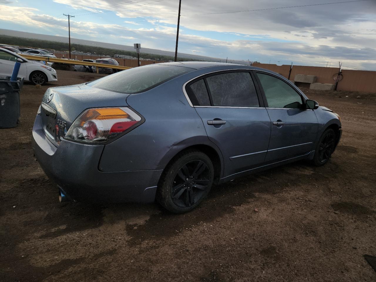 2012 Nissan Altima Sr - Image 3