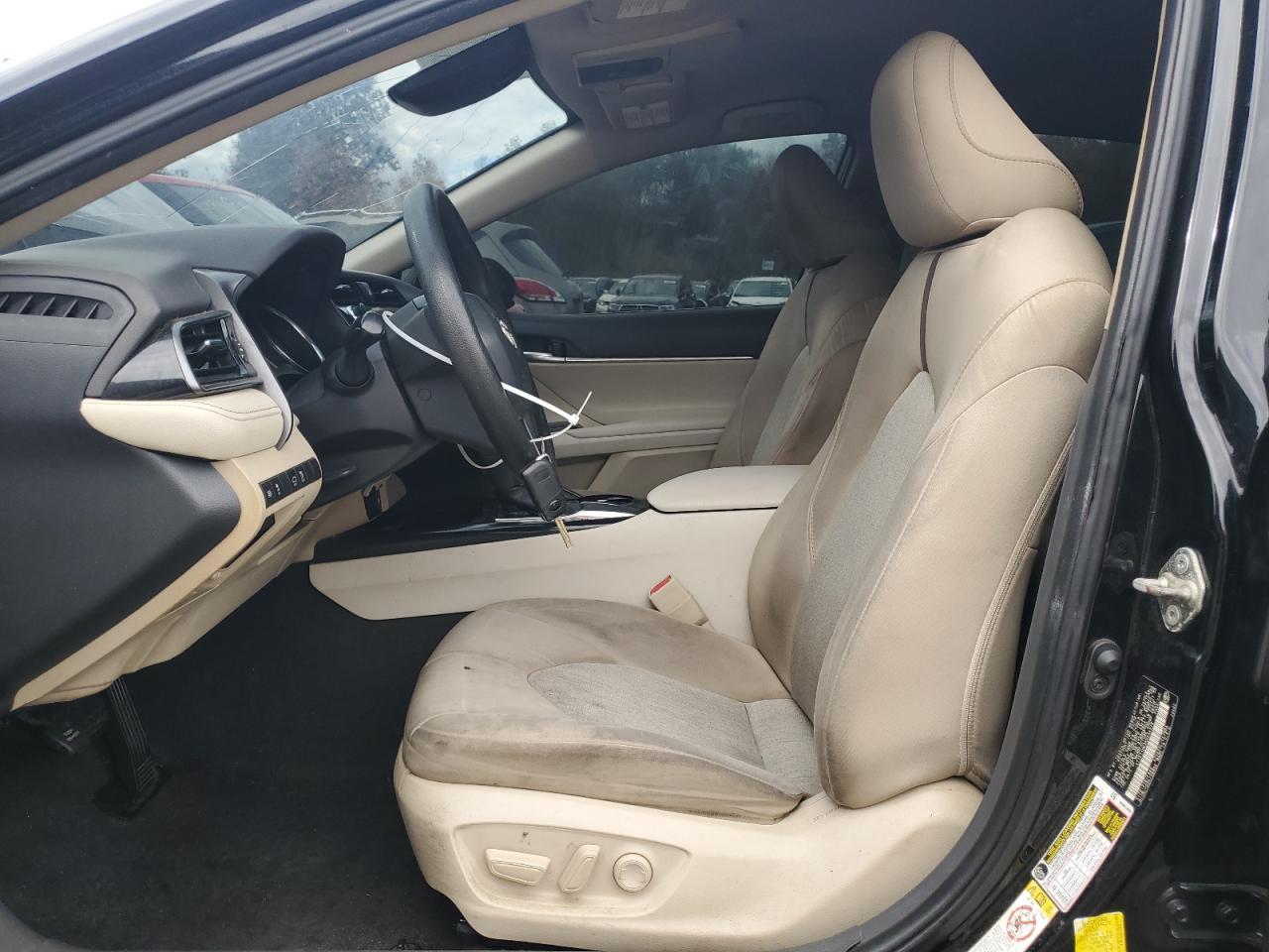 2019 Toyota Camry L - Фото 7