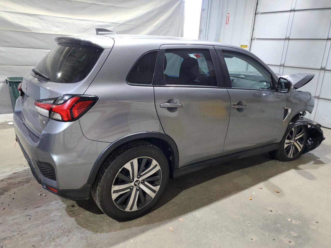 2021 Mitsubishi Outlander Sport Se - Фото 3