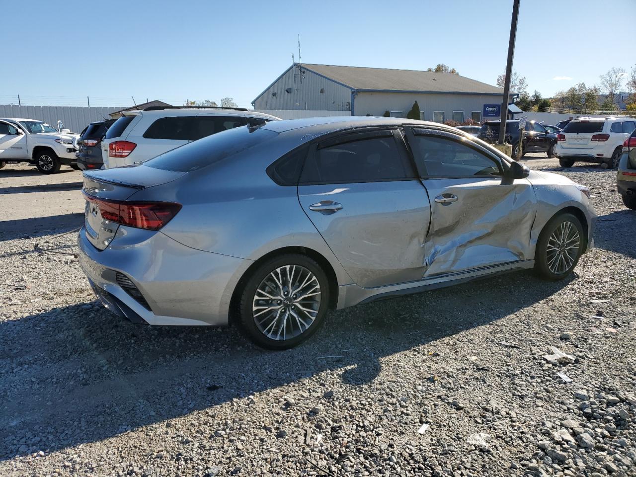 2023 Kia Forte Gt Line - Фото 3