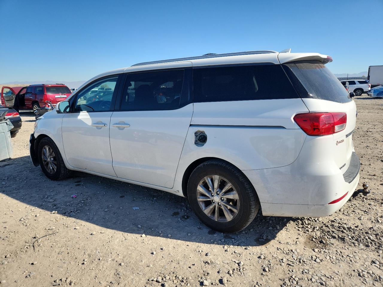 2016 Kia Sedona Lx - Фото 2