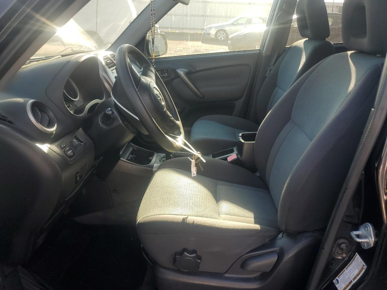 2004 Toyota Rav4 - Фото 7