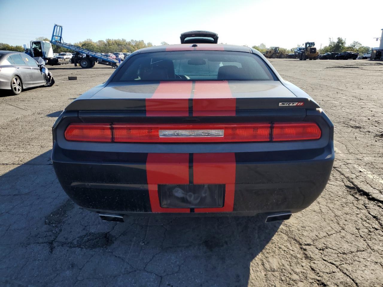 2013 Dodge Challenger Srt-8 - Image 6