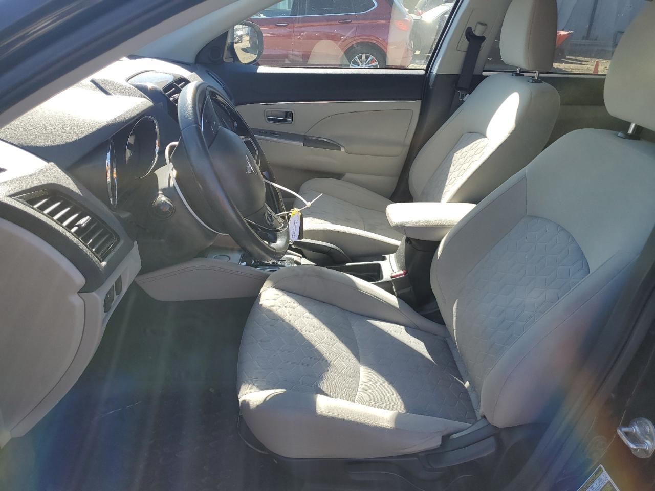 2020 Mitsubishi Outlander Sport Se - Фото 7
