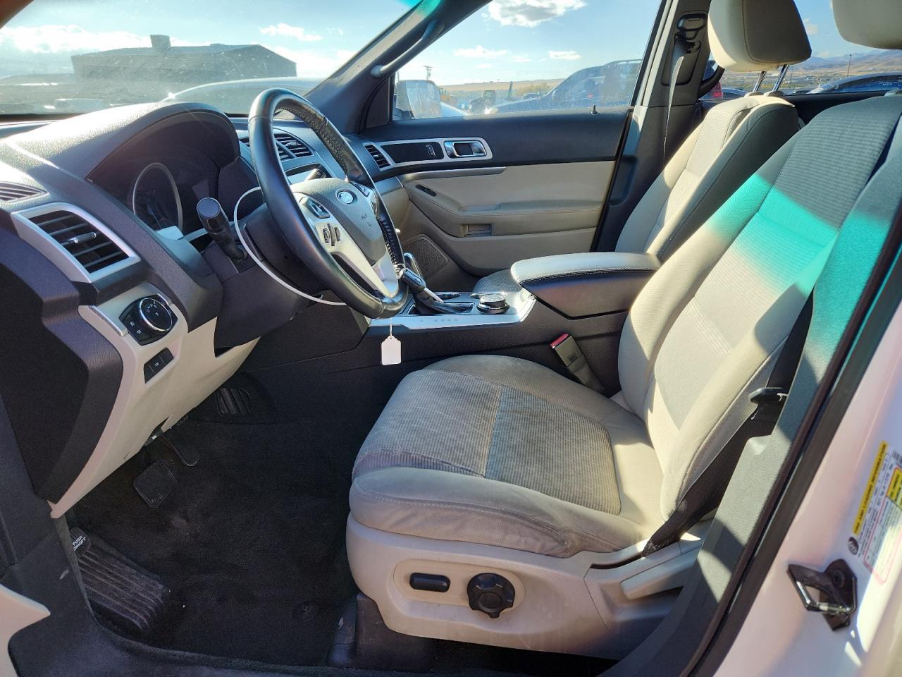 2011 Ford Explorer Xlt - Image 7