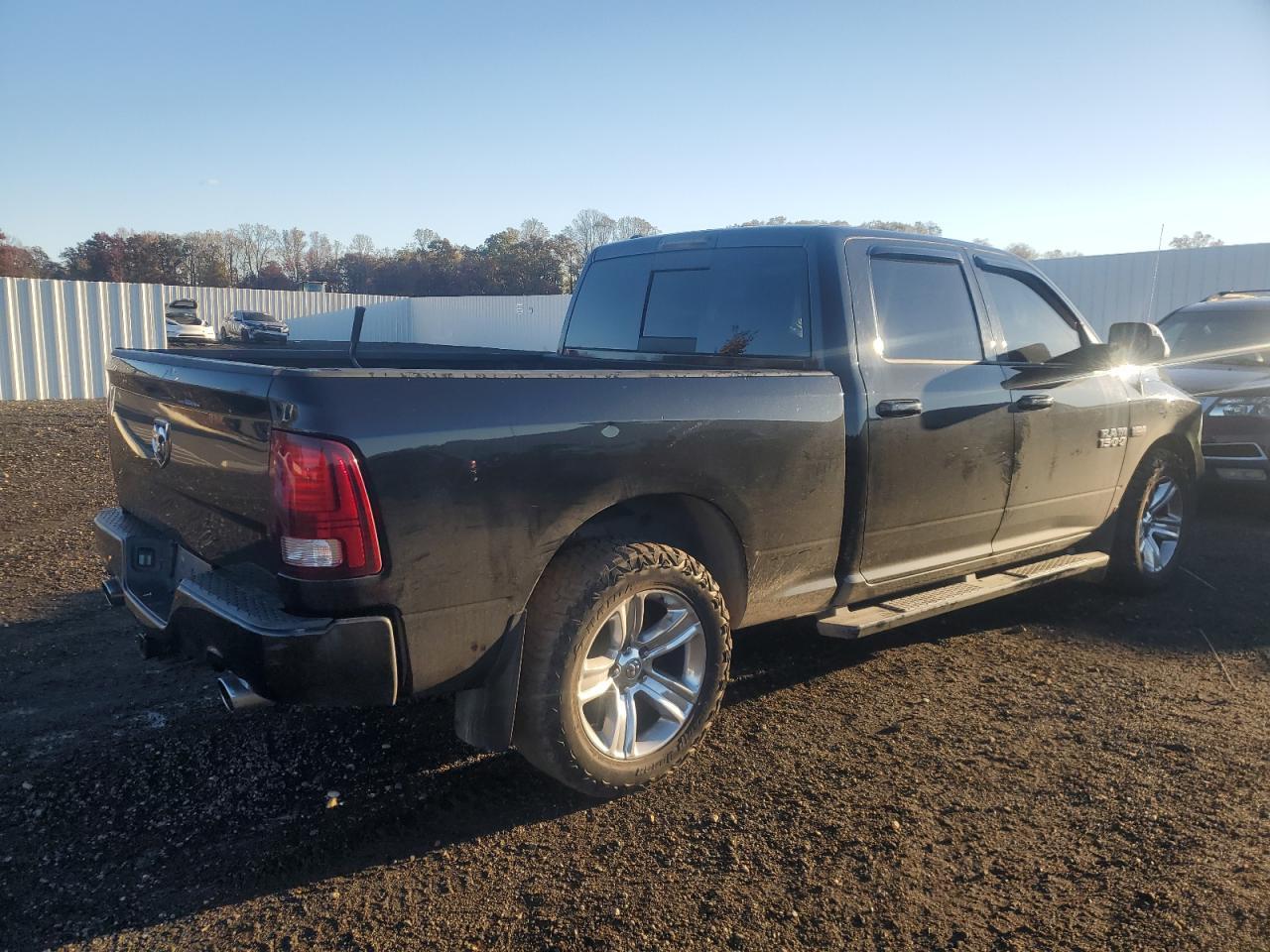 2017 Ram 1500 Sport - Фото 3