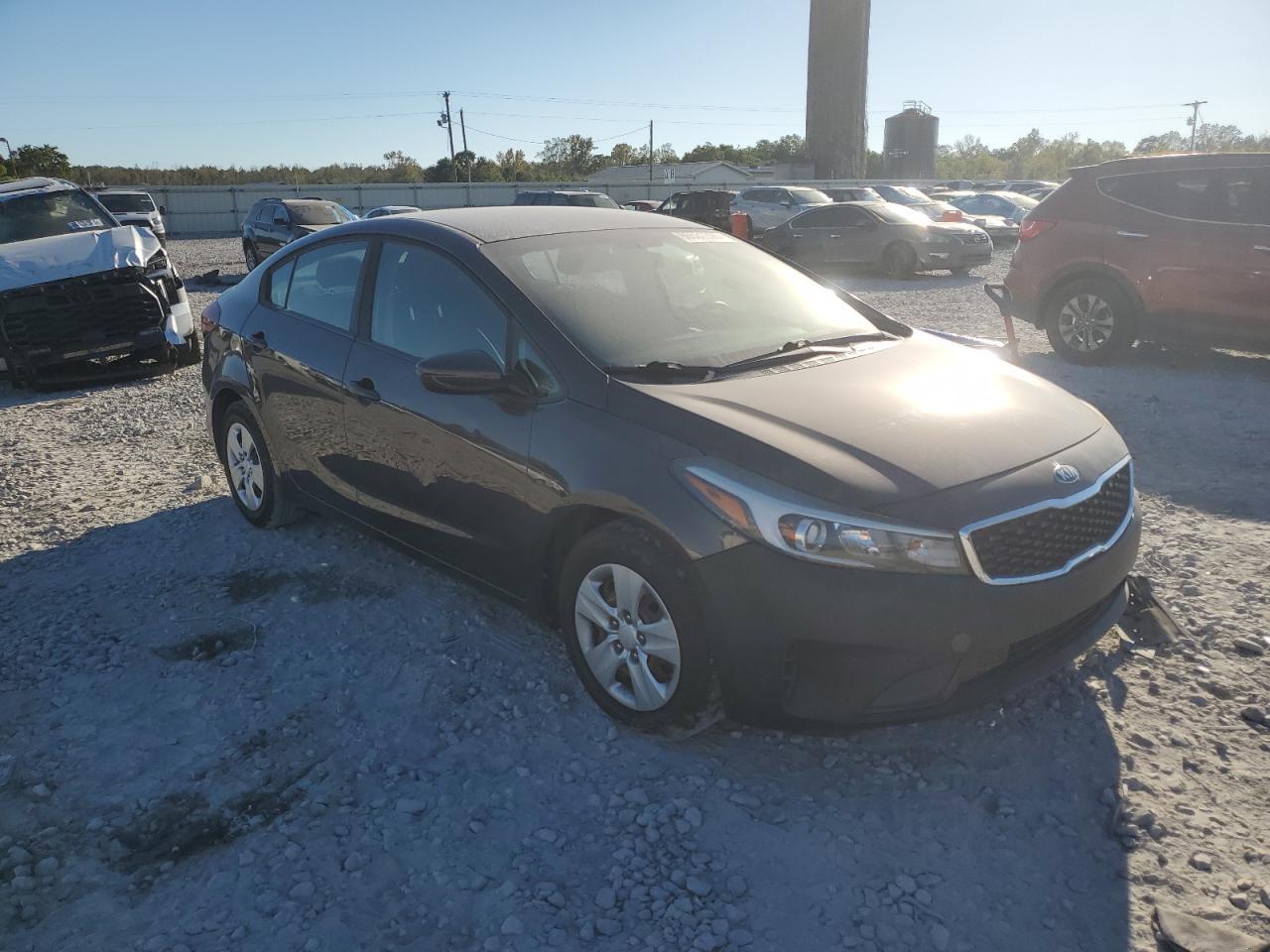 2018 Kia Forte Lx - Image 4