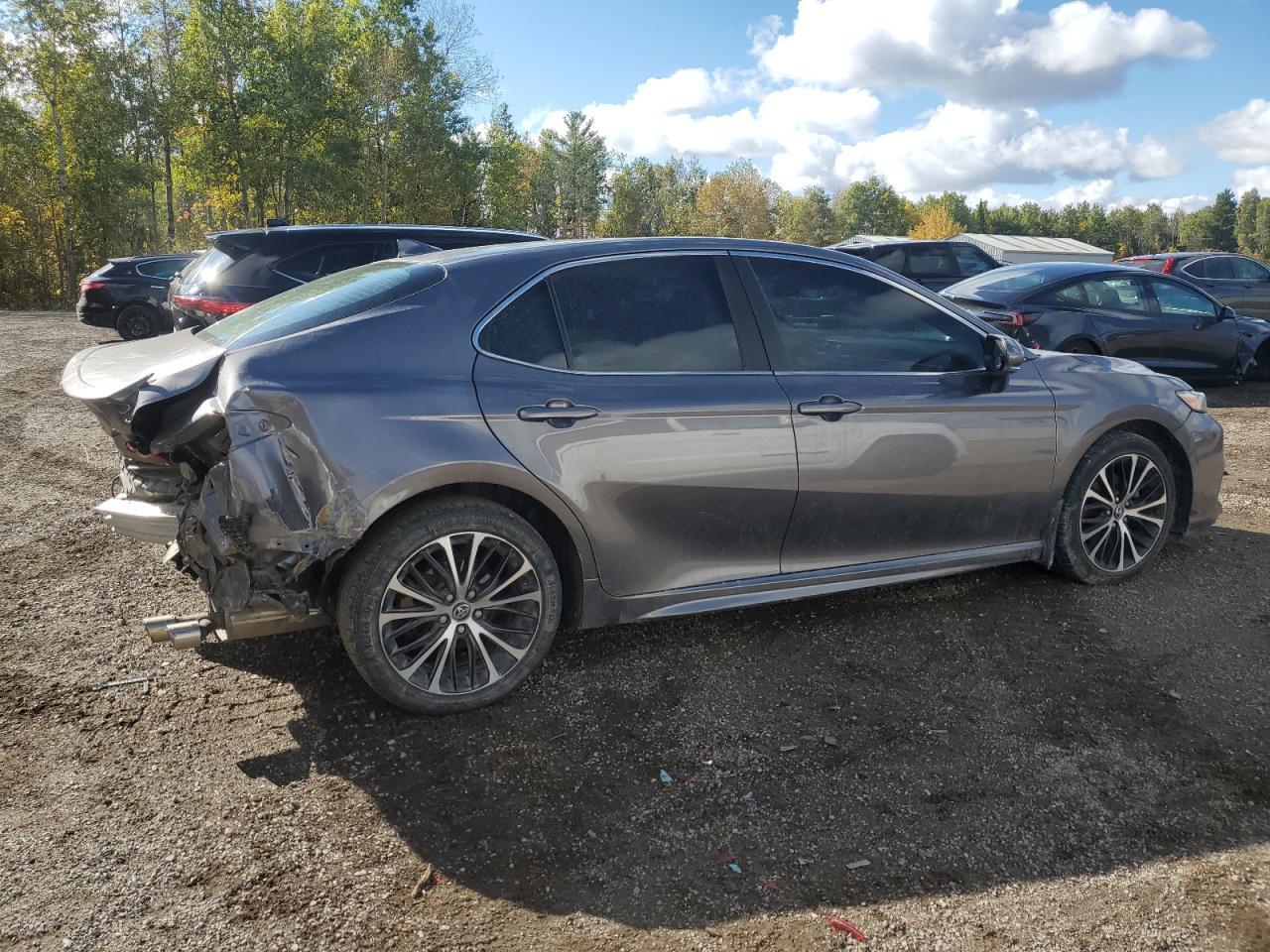 2018 Toyota Camry L - Фото 3