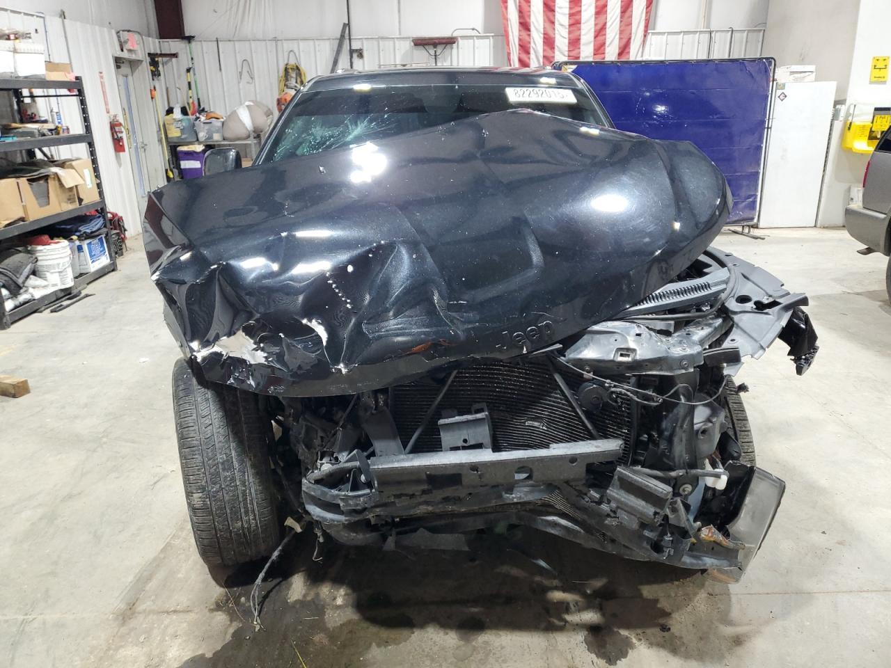 2017 Jeep Grand Cherokee Laredo - Фото 5