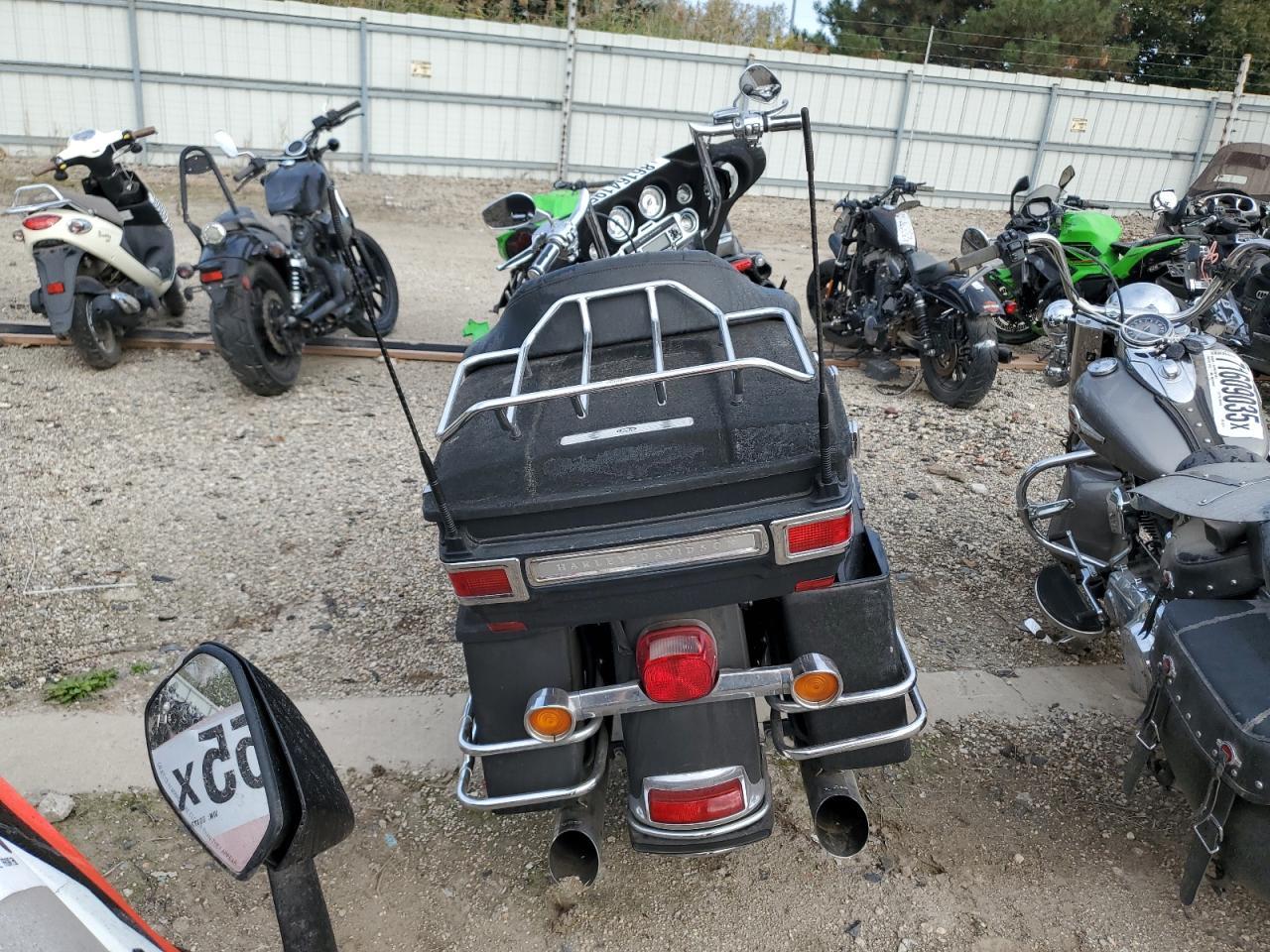2009 Harley-Davidson Flhtcu - Фото 4