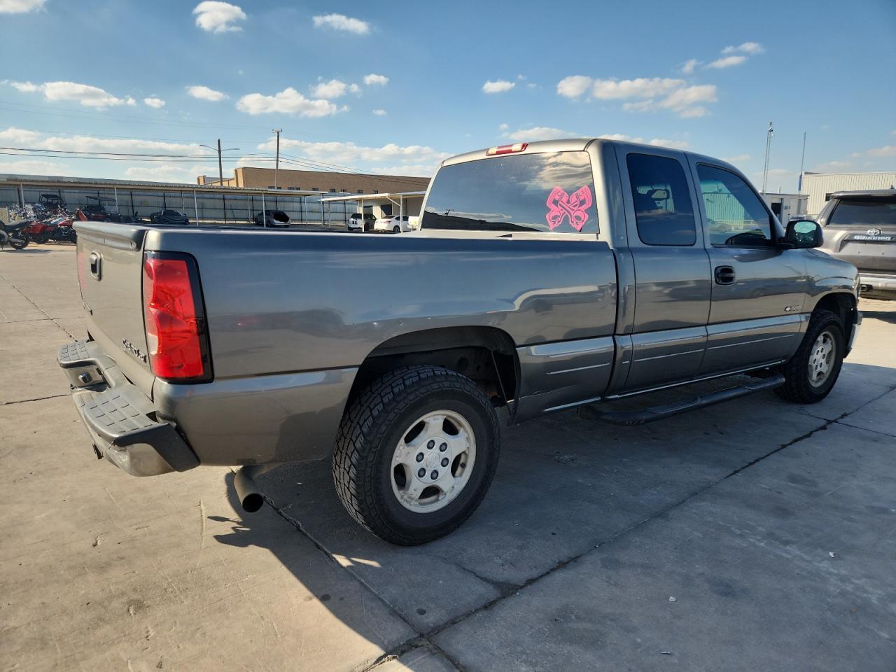 2002 Chevrolet Silverado C1500 - Фото 3