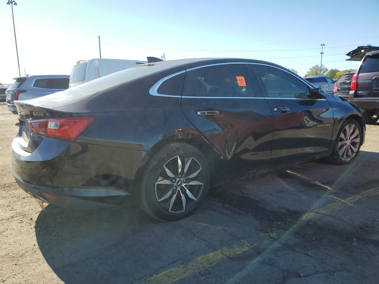 2017 Chevrolet Malibu Premier - Фото 3