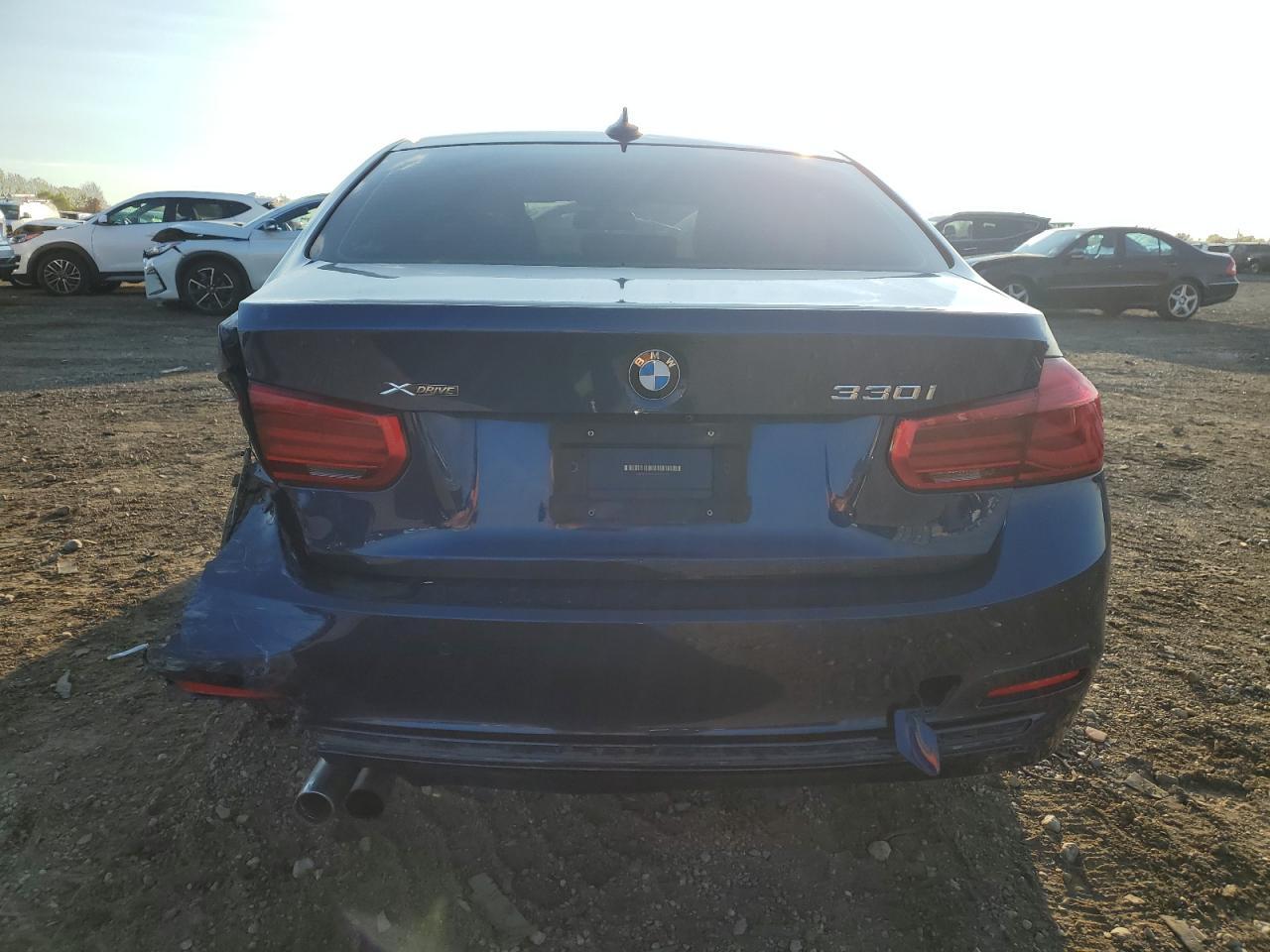 2017 BMW 330 Xi - Image 6