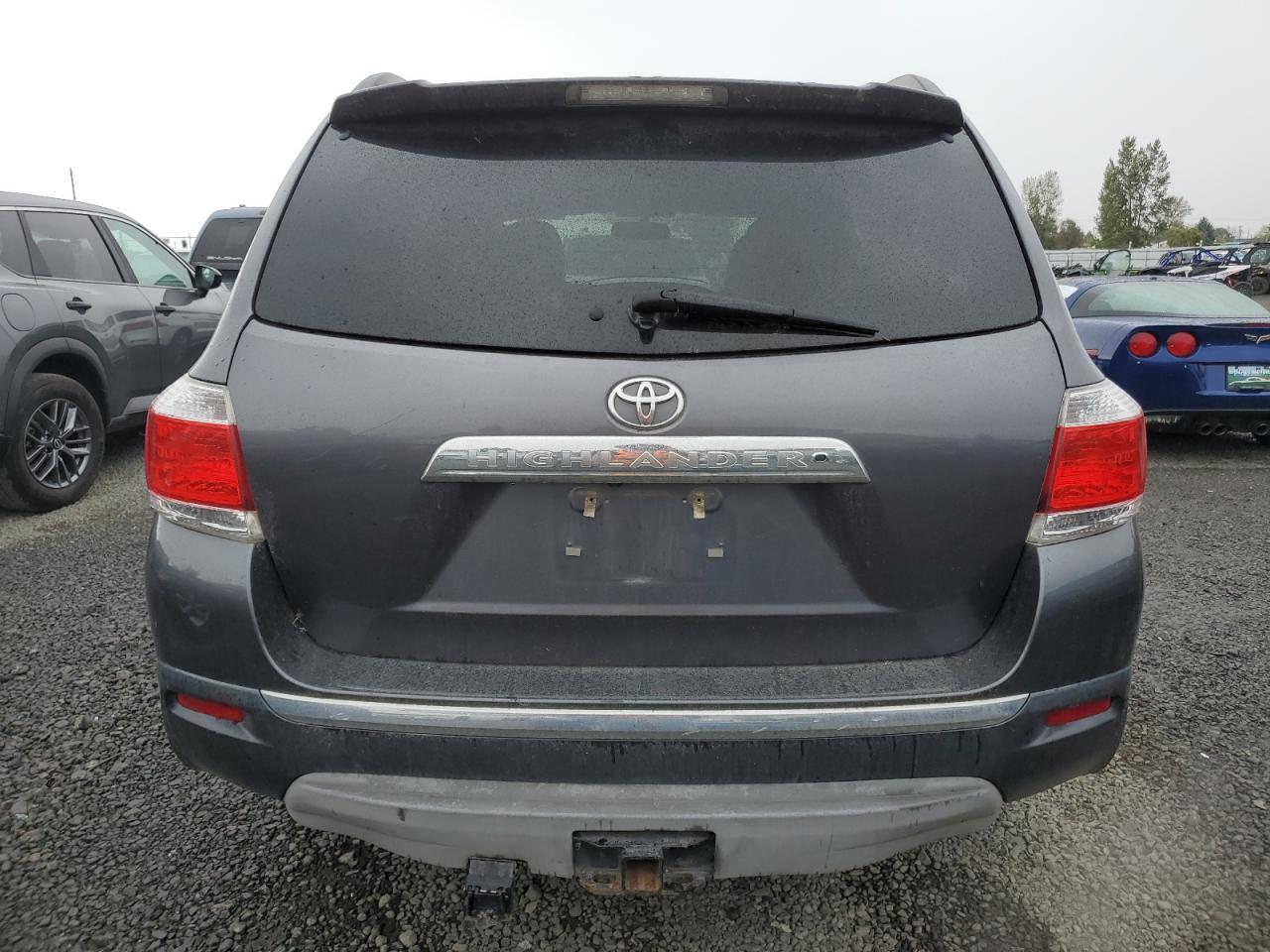 2013 Toyota Highlander Base - Image 6