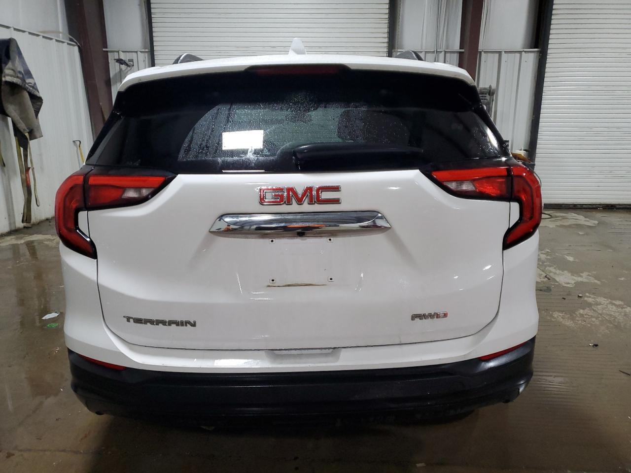 2018 GMC Terrain Sle - Image 6