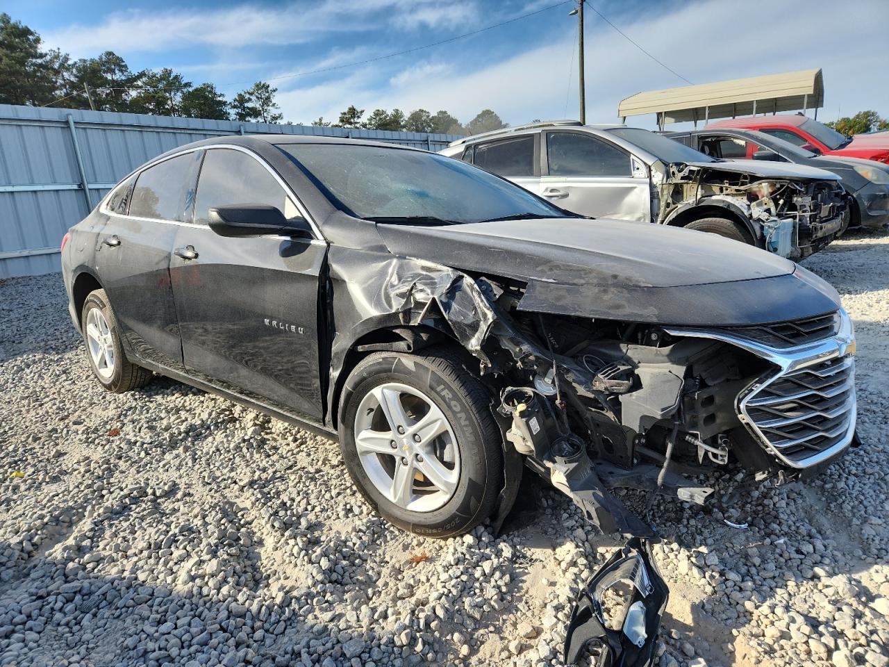 2022 Chevrolet Malibu Ls - Фото 4