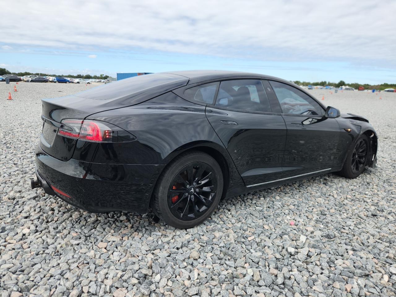 2017 Tesla Model S - Фото 3