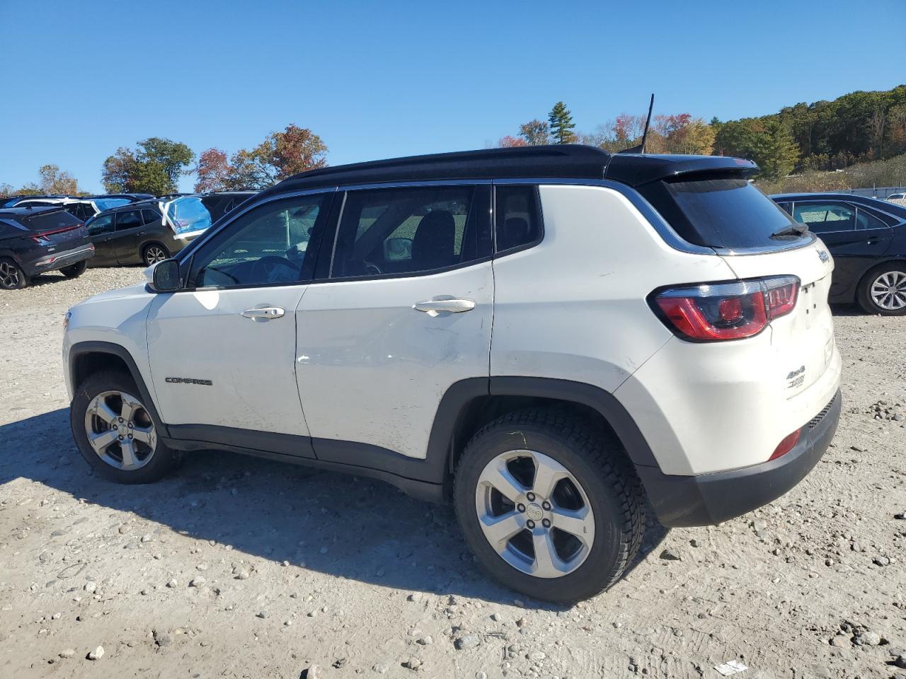 2018 Jeep Compass Latitude - Фото 2