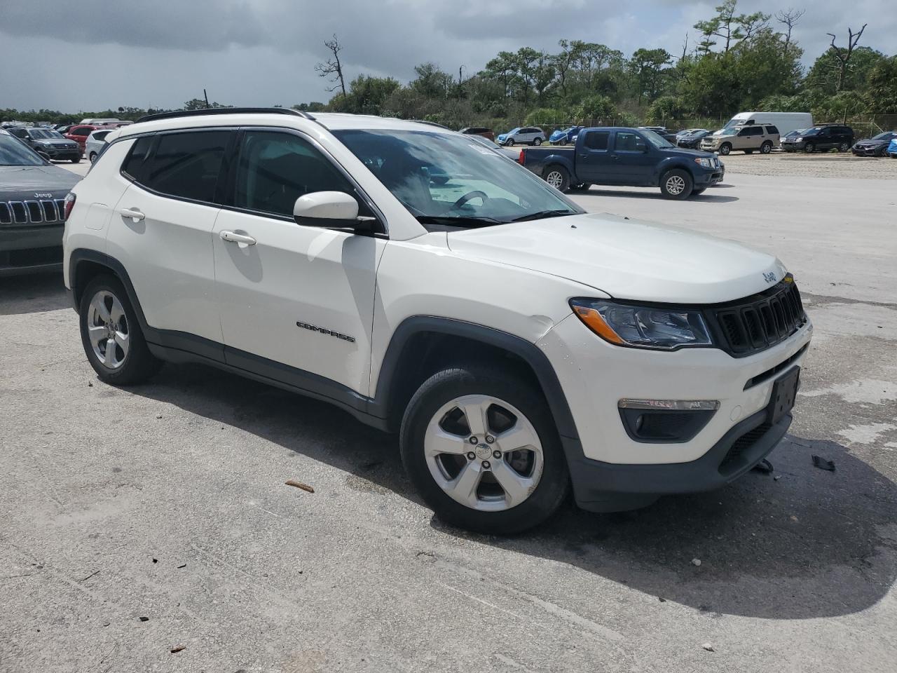 2021 Jeep Compass Latitude - Фото 4