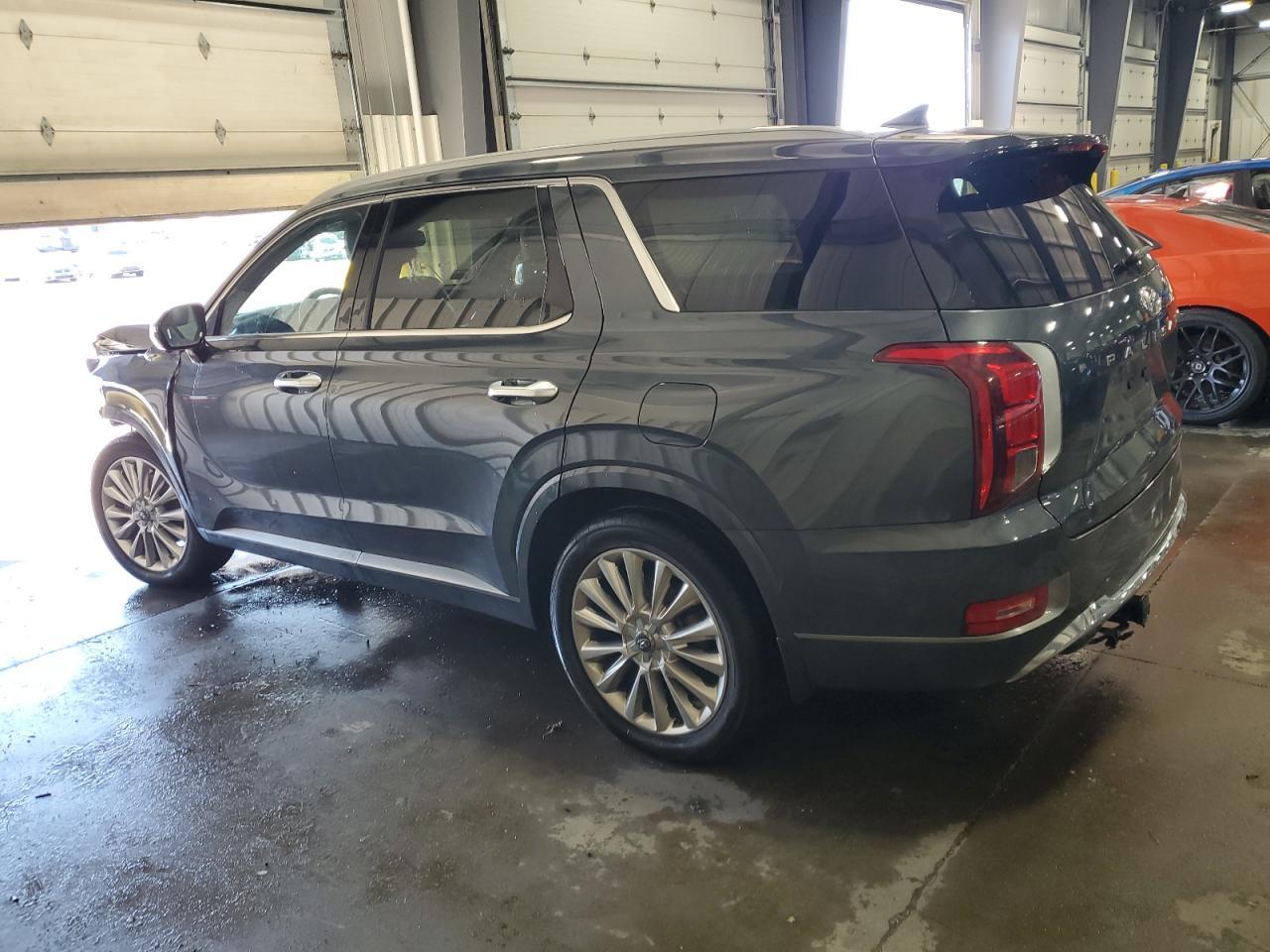 2020 Hyundai Palisade Limited - Image 2