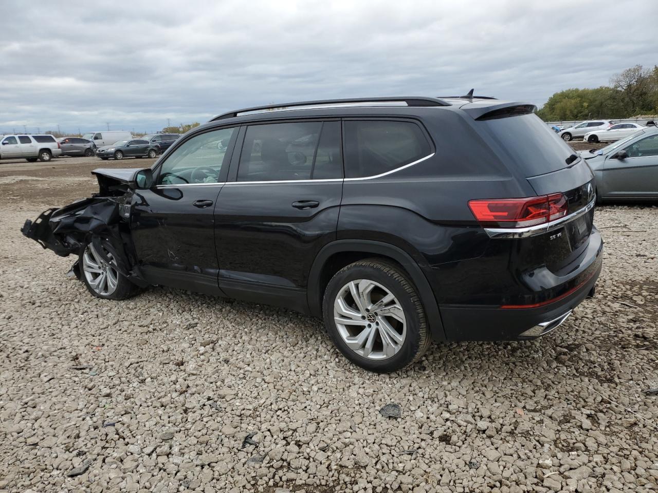 2021 Volkswagen Atlas Se - Image 2