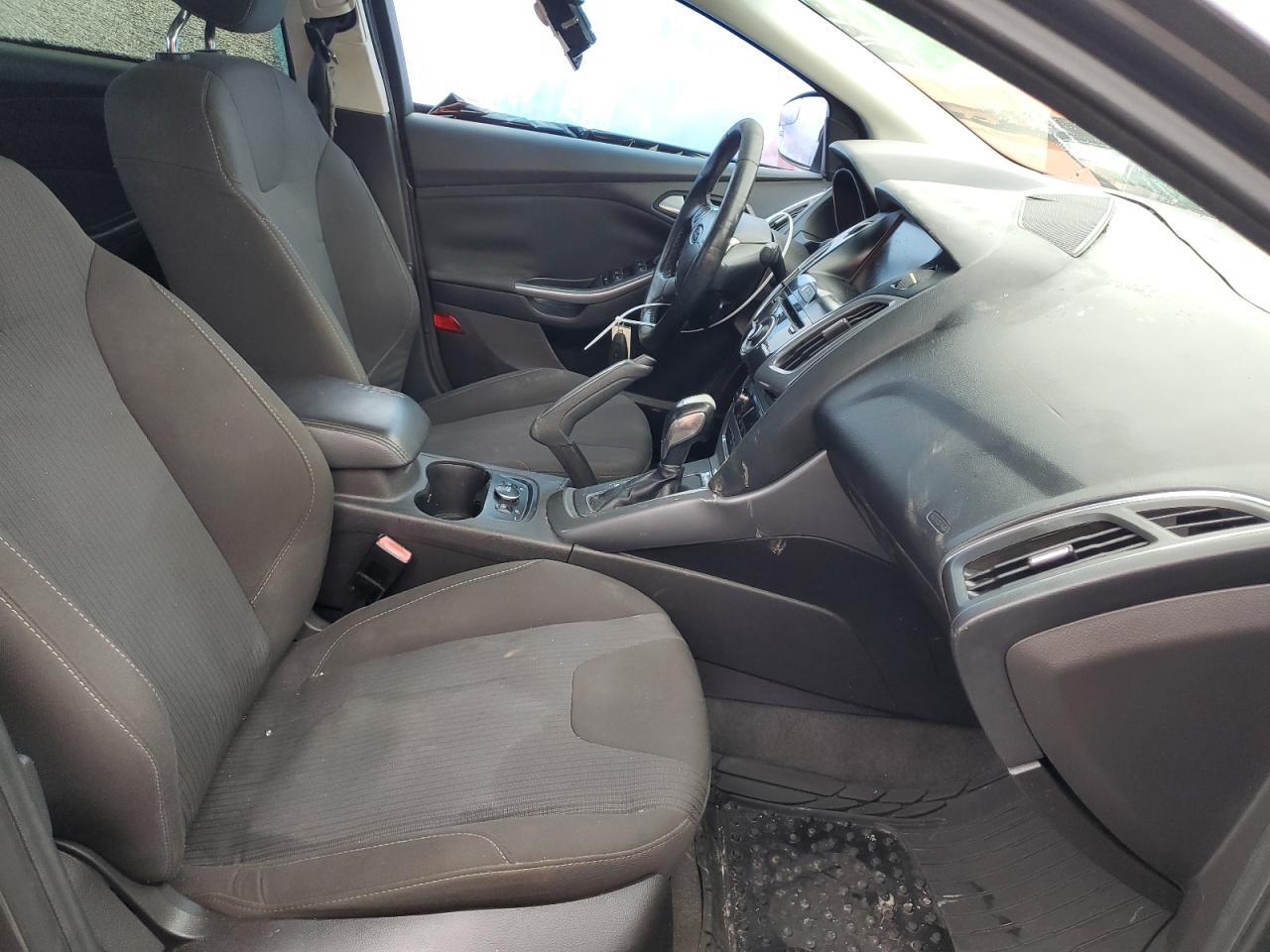 2012 Ford Focus Titanium - Image 7