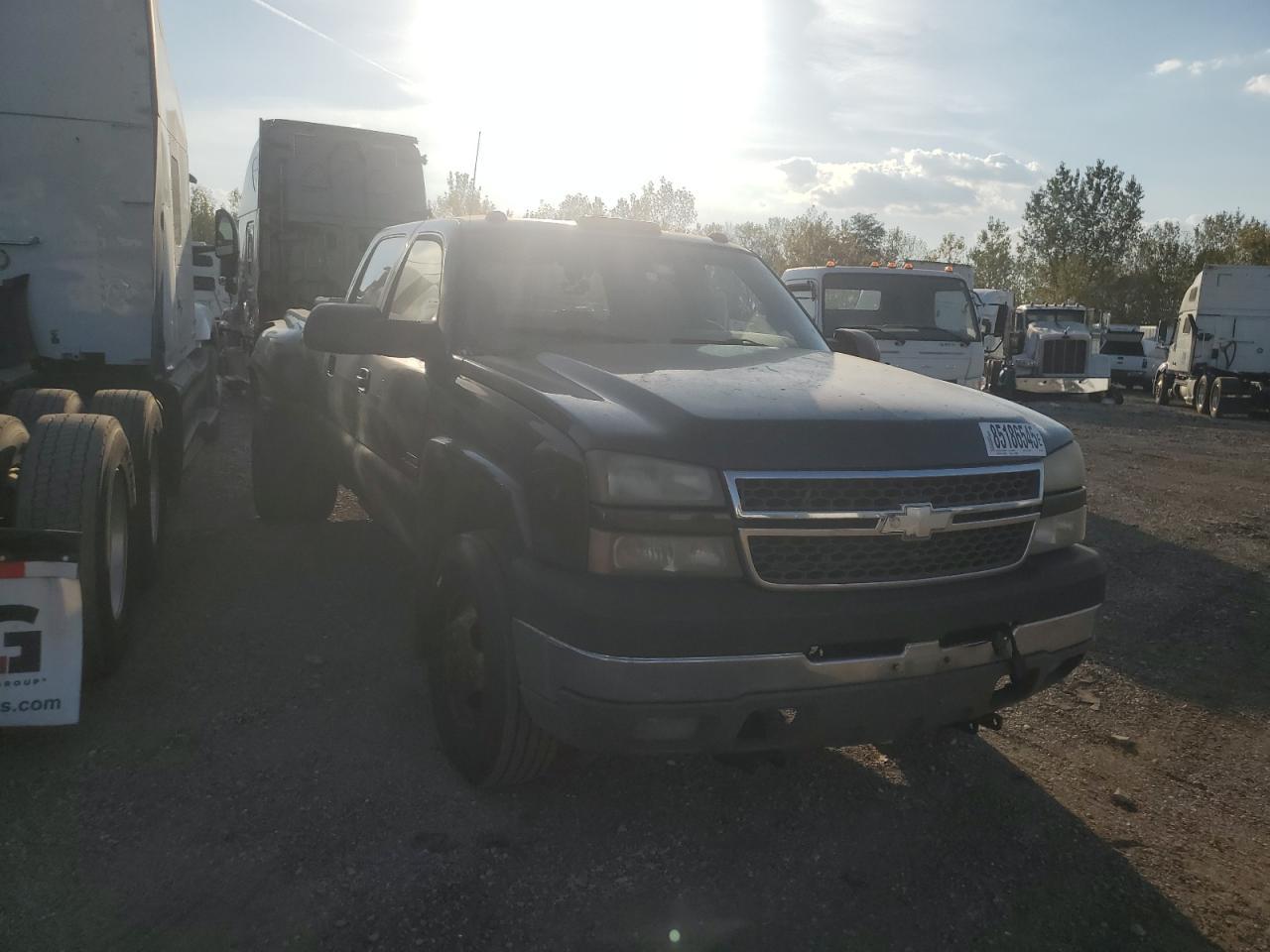 2005 Chevrolet Silverado 3500 Work - Фото 4