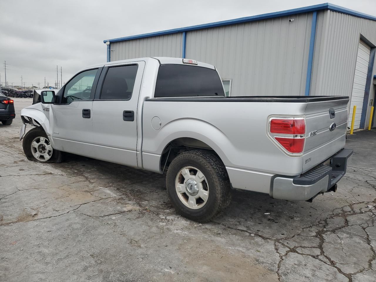 2013 Ford F150 Supercrew - Image 2
