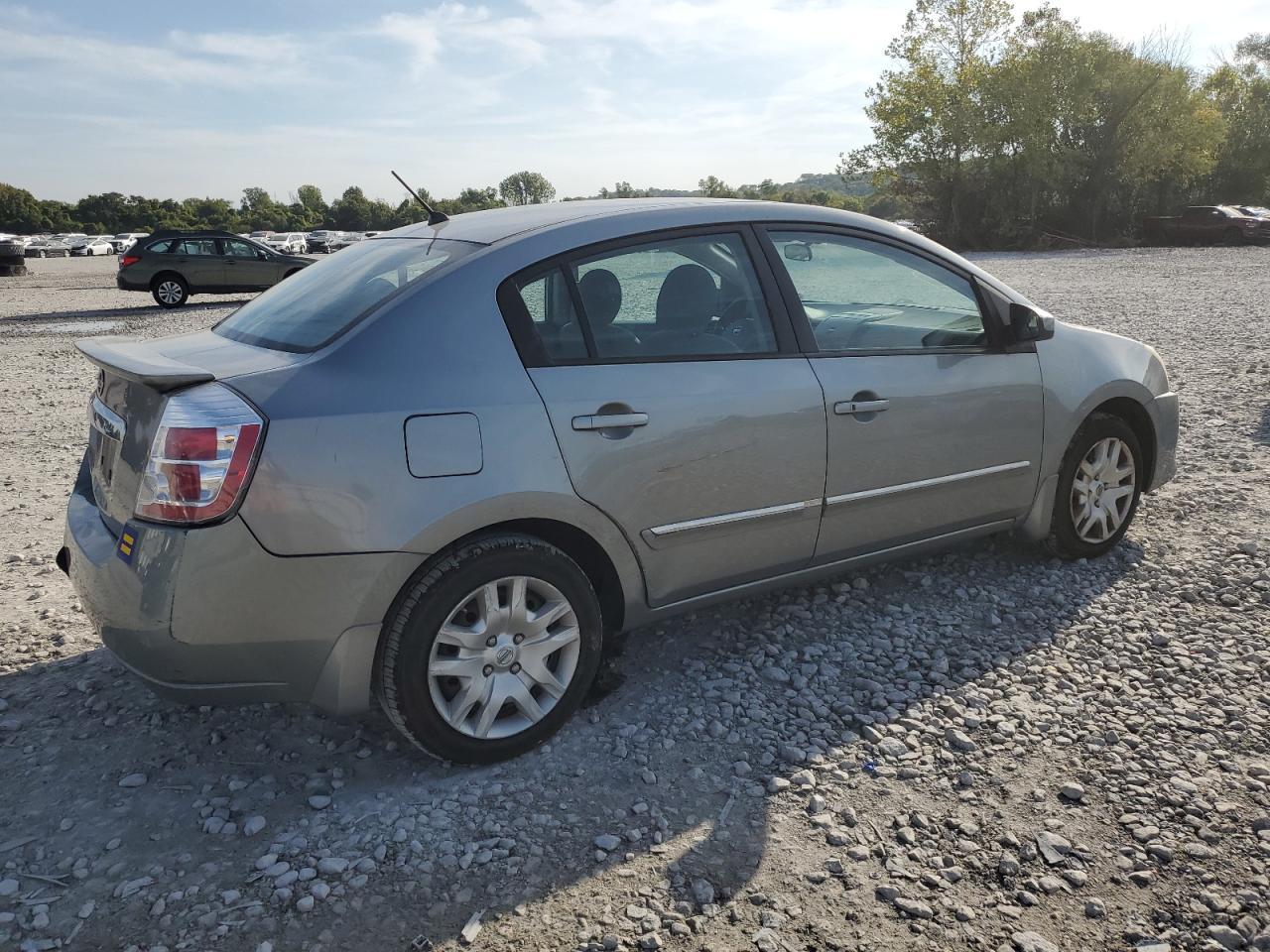 2012 Nissan Sentra 2.0 - Image 3