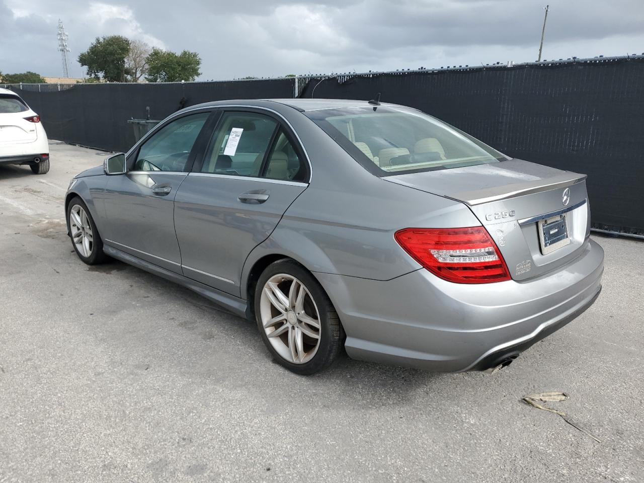 2014 Mercedes-Benz C 250 - Image 2