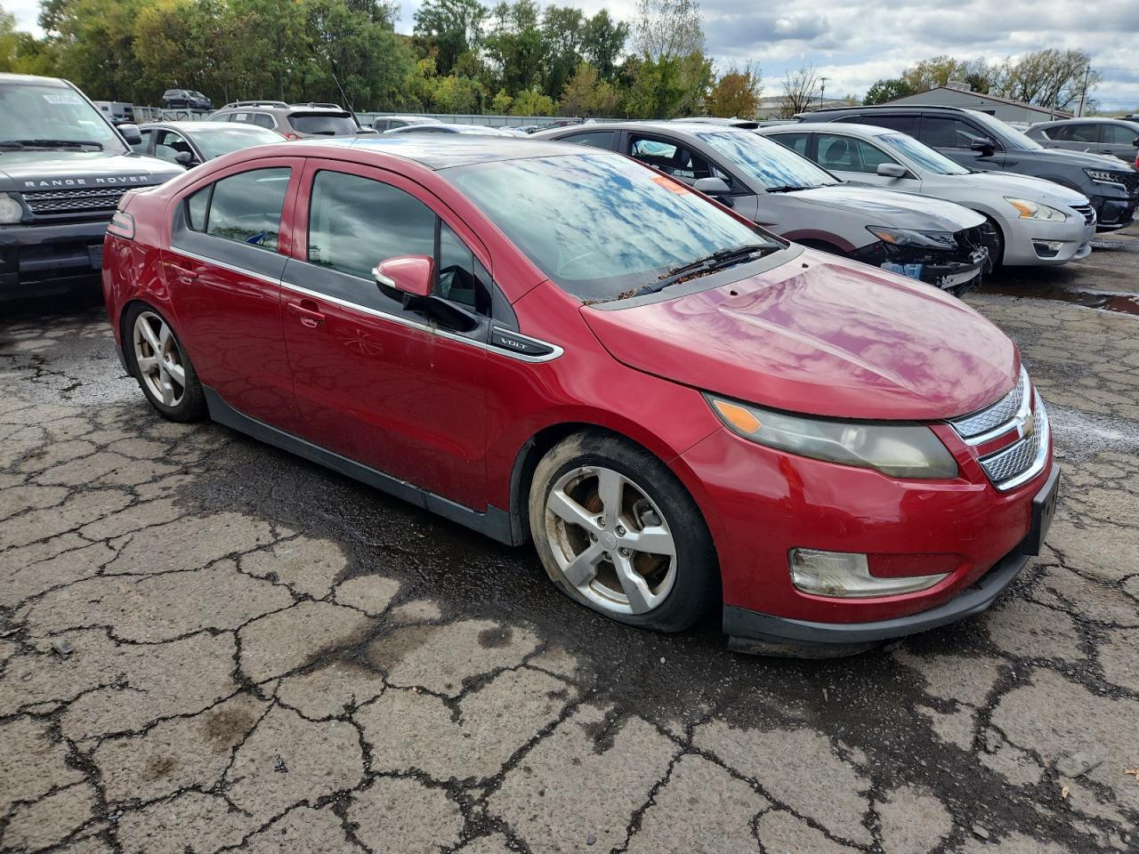 2011 Chevrolet Volt - Image 4