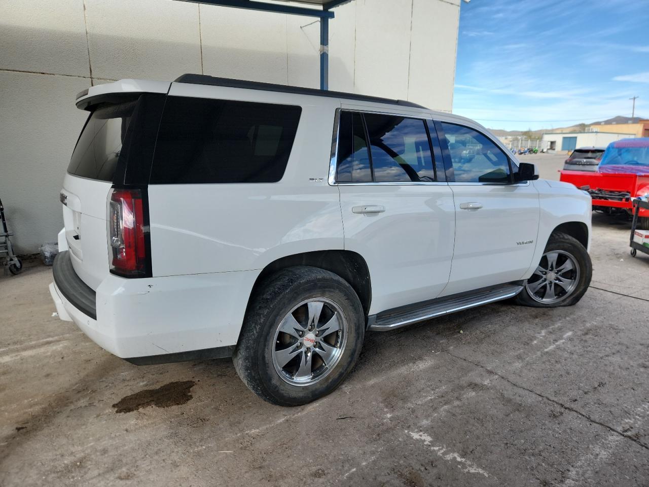 2015 GMC Yukon Slt - Фото 3