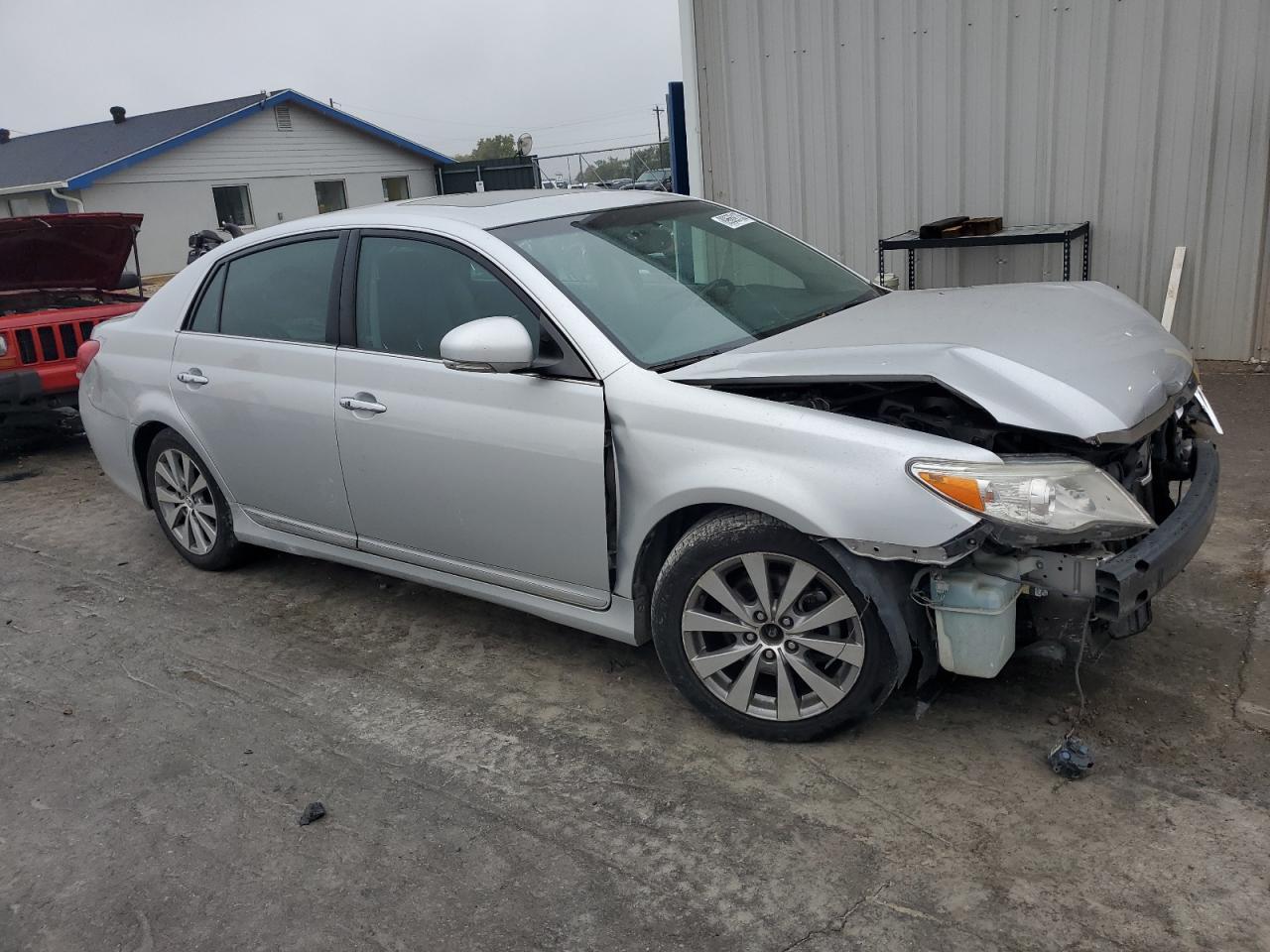 2011 Toyota Avalon Base - Фото 4