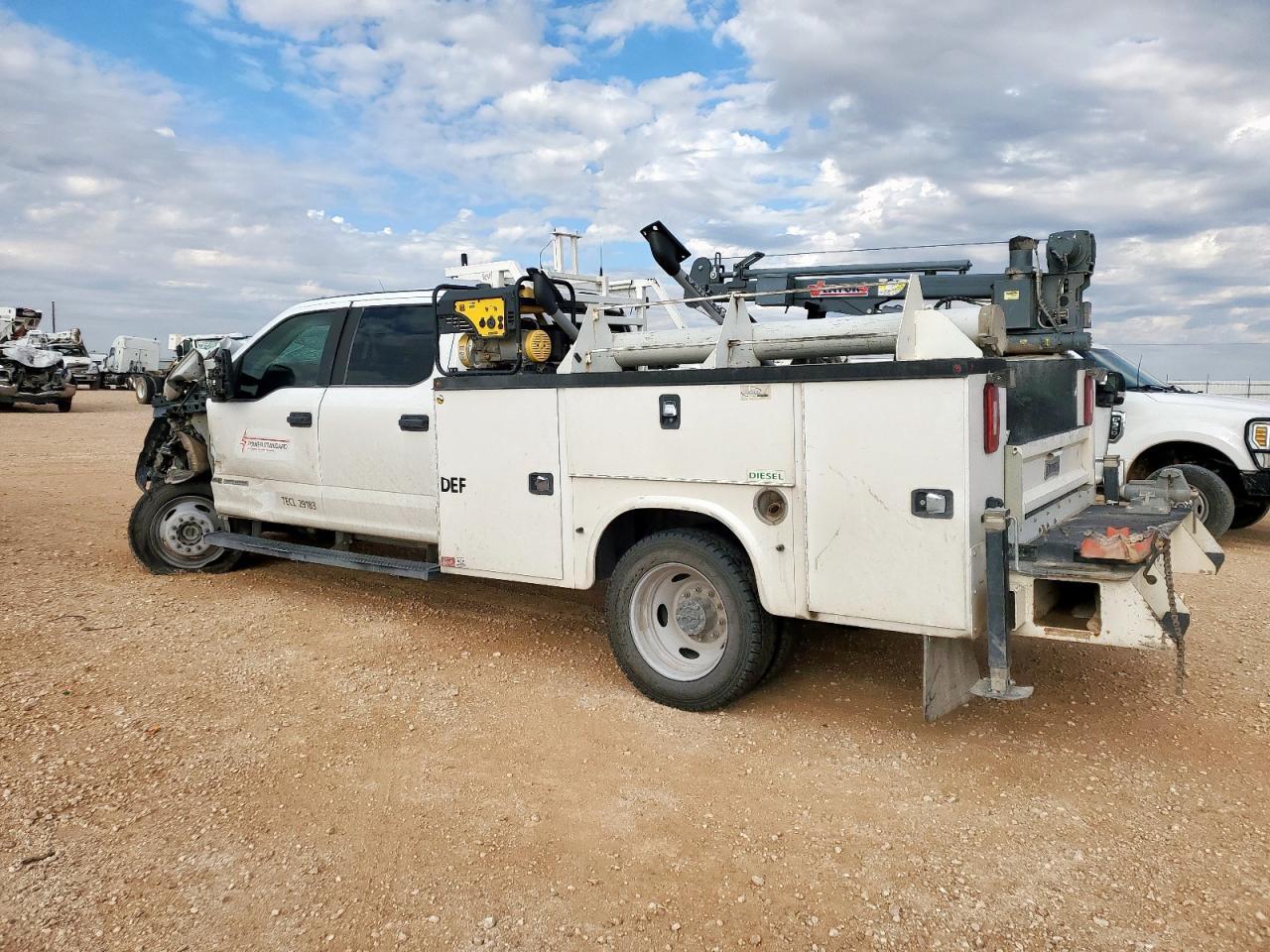 2021 Ford F450 Super Duty - Image 2