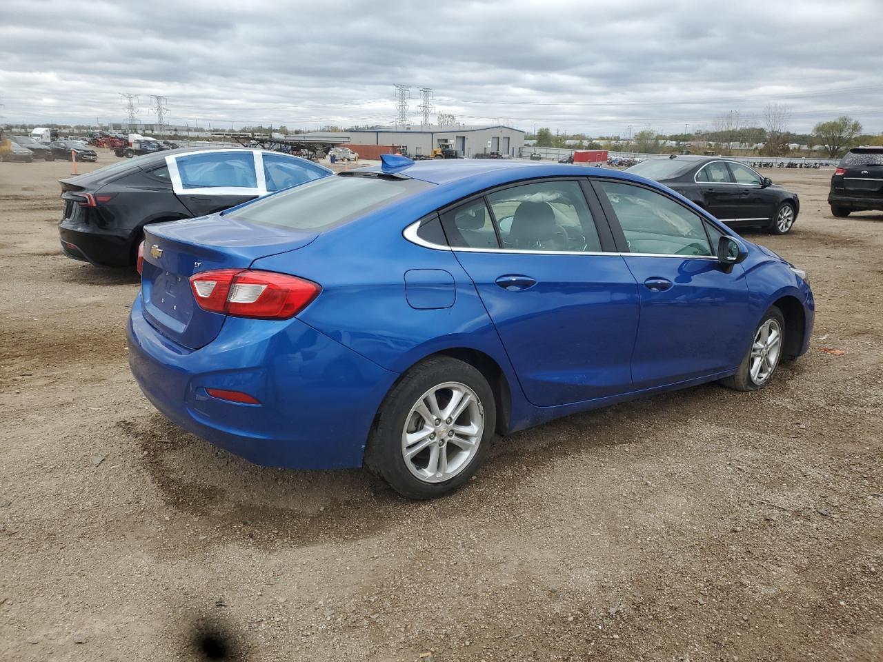 2018 Chevrolet Cruze Lt - Фото 3