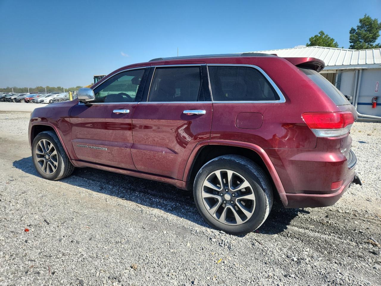 2017 Jeep Grand Cherokee Overland - Фото 2