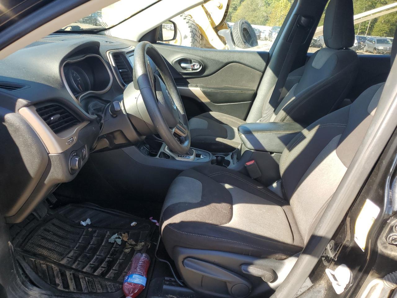 2017 Jeep Cherokee Sport - Фото 7