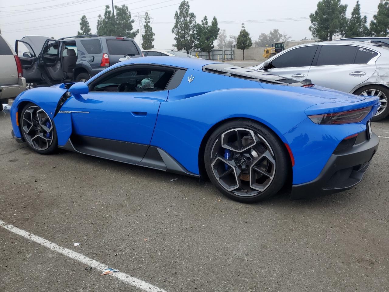 2023 Maserati Mc20 - Image 2