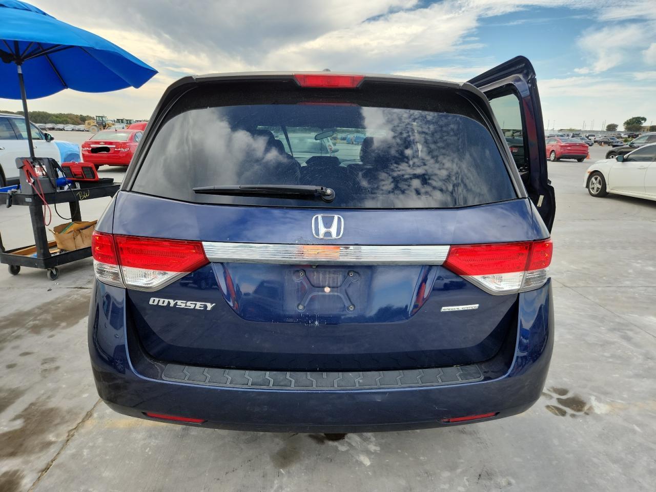 2016 Honda Odyssey Se - Image 6