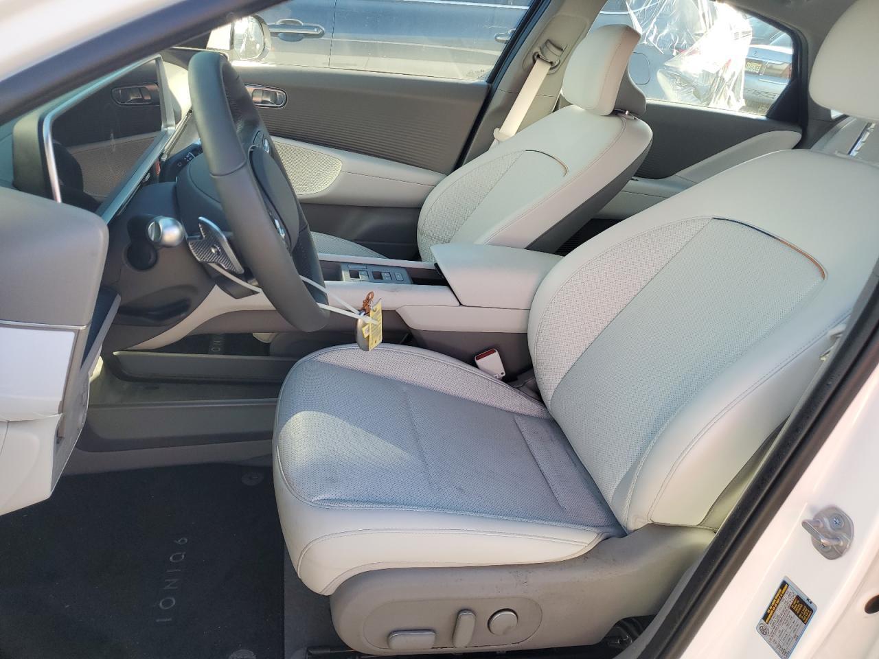 2025 Hyundai Ioniq 6 Limited - Image 7