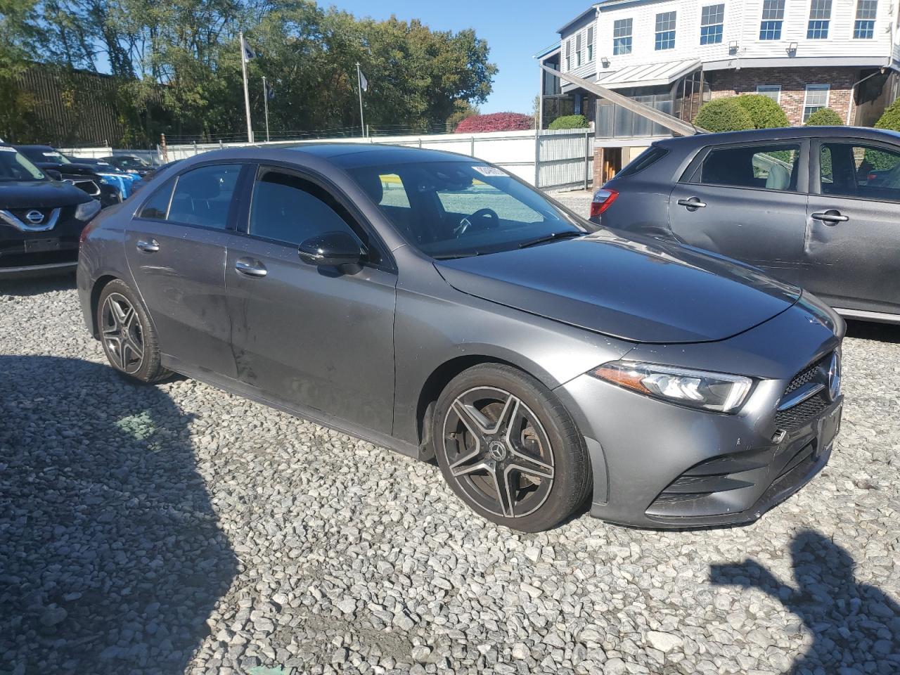 2019 Mercedes-Benz A 220 4Matic - Image 4