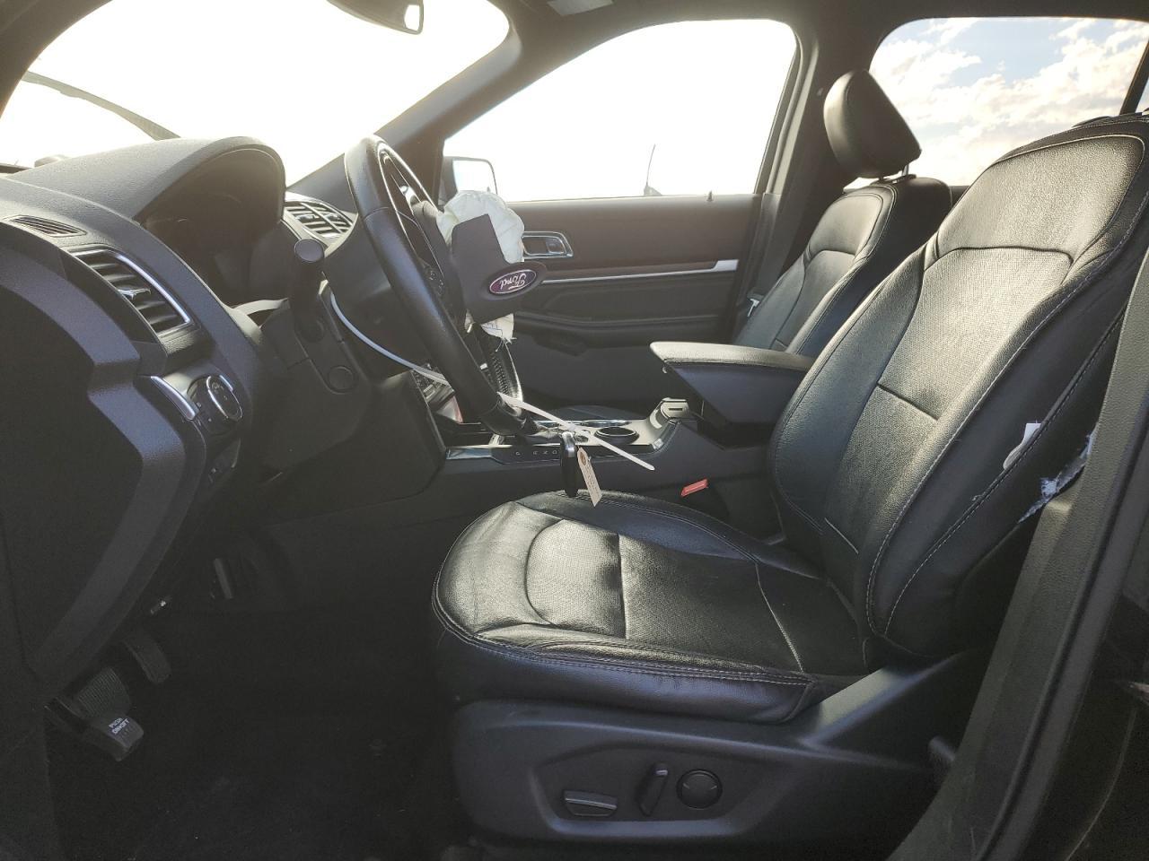 2019 Ford Explorer Limited - Image 7