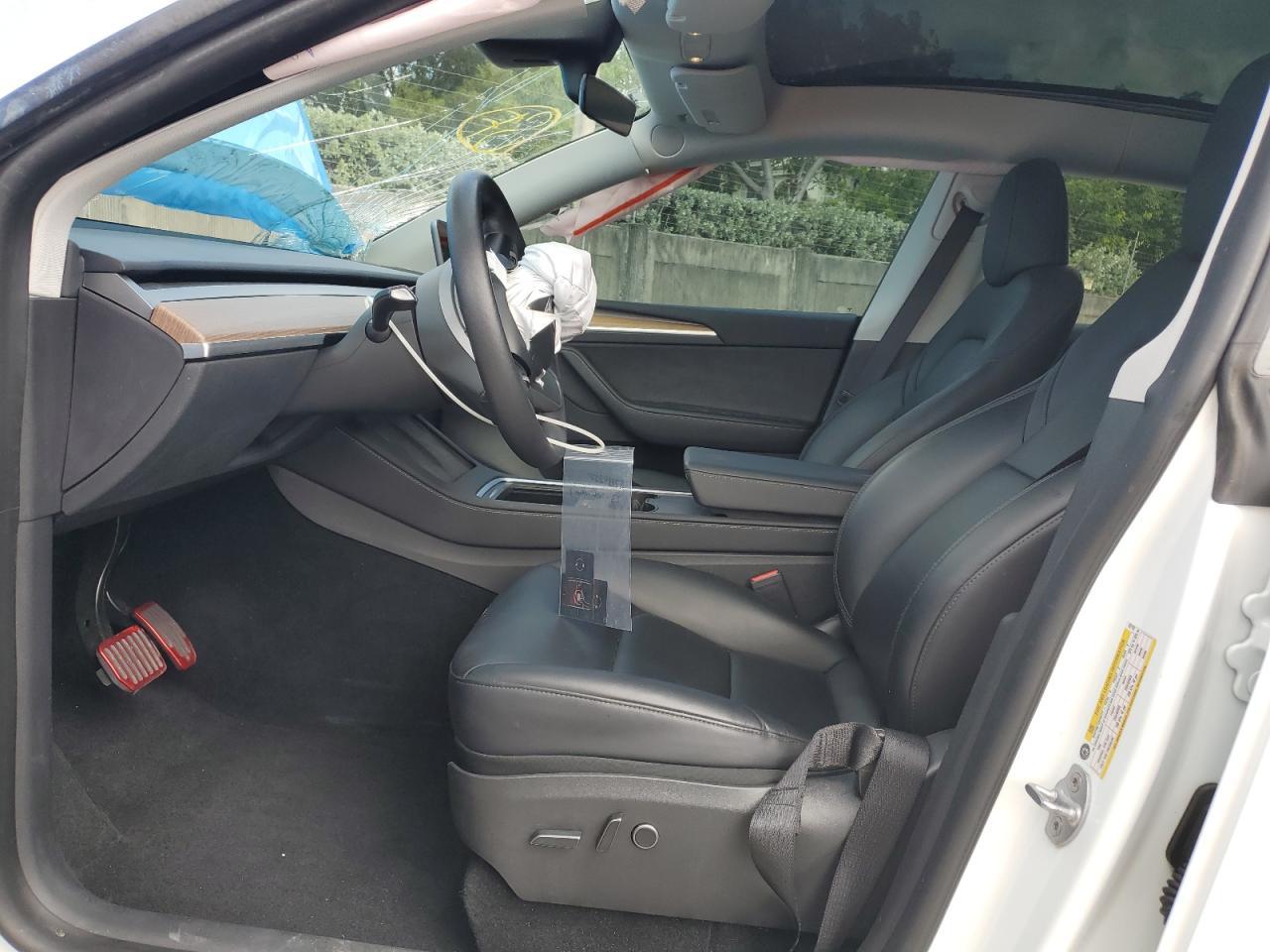 2023 Tesla Model Y - Фото 7