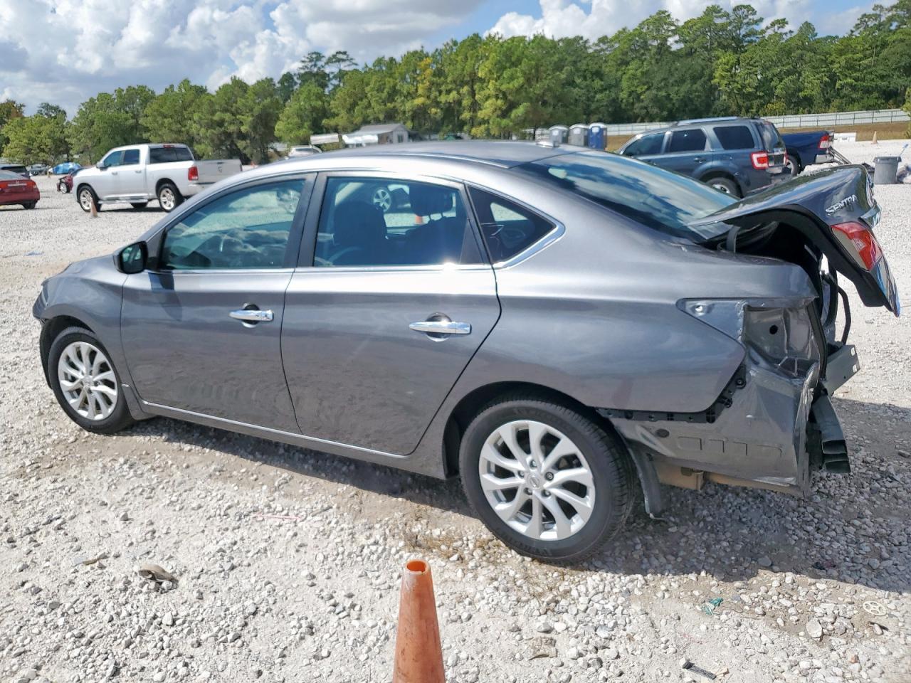 2019 Nissan Sentra Sv - Image 2