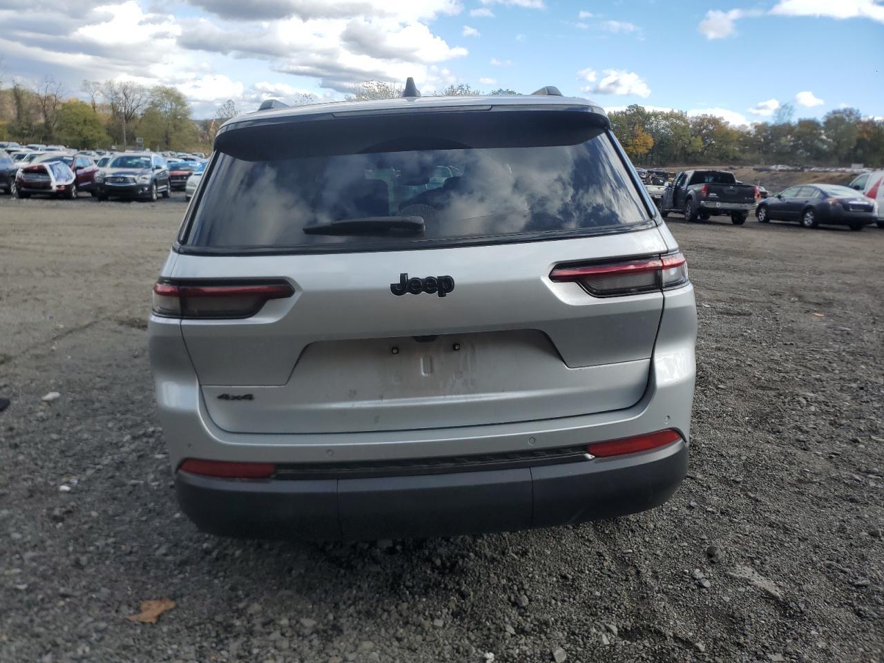 2024 Jeep Grand Cherokee L Laredo - Фото 6