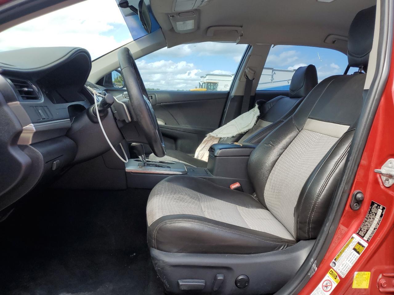 2012 Toyota Camry Base - Фото 7