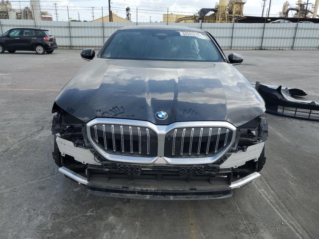 2024 BMW 530 I - Фото 5